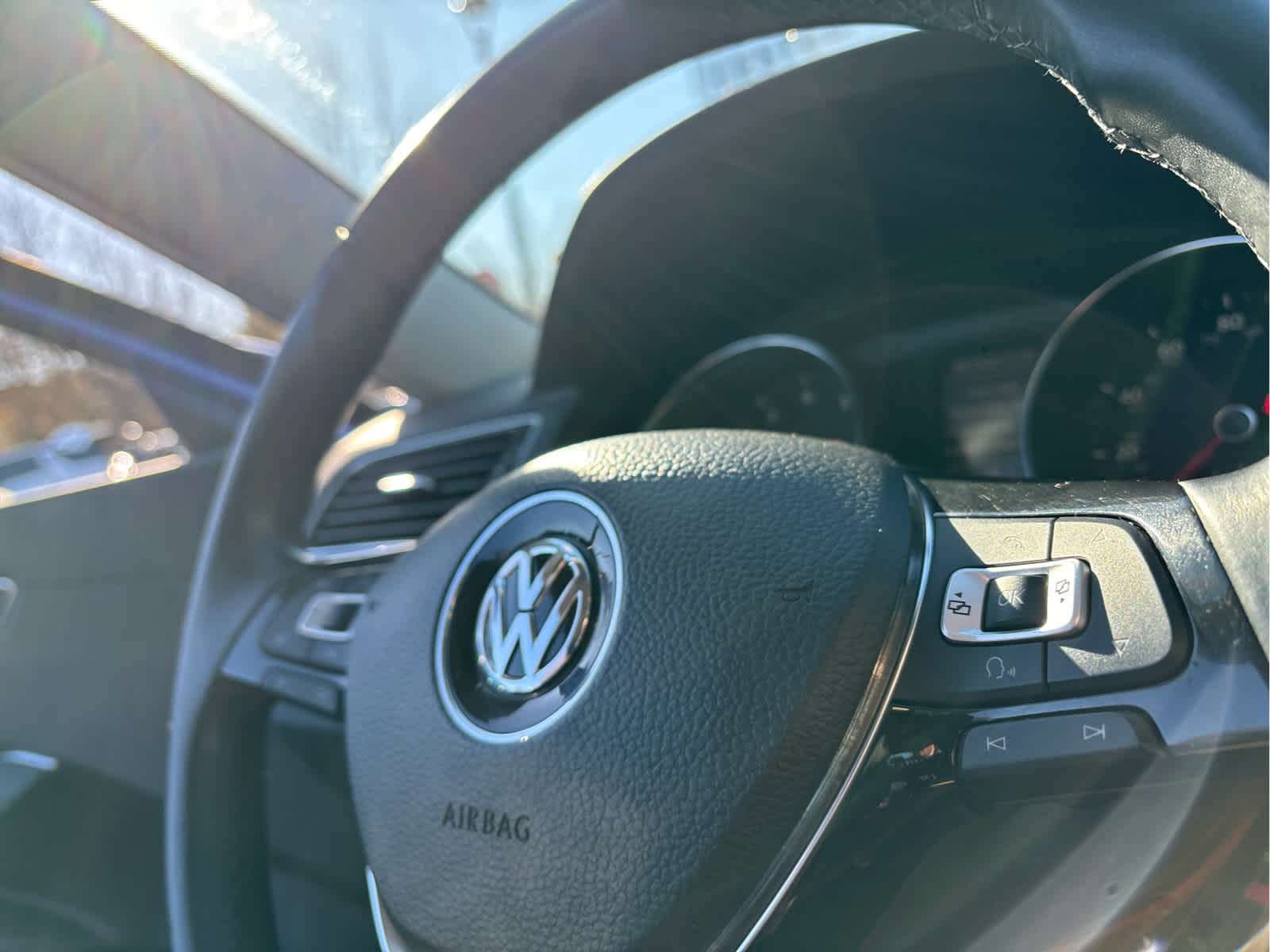 2017 Volkswagen Passat R-Line w/Comfort Pkg