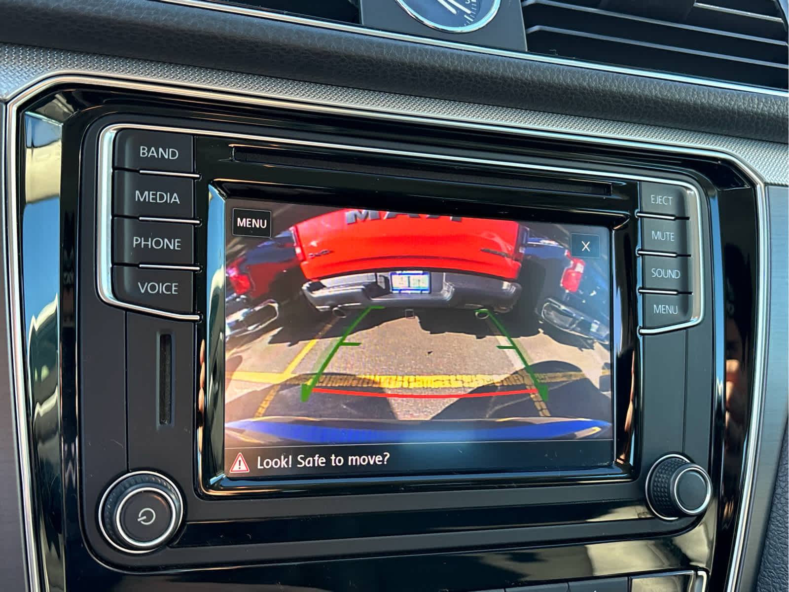 2017 Volkswagen Passat R-Line w/Comfort Pkg