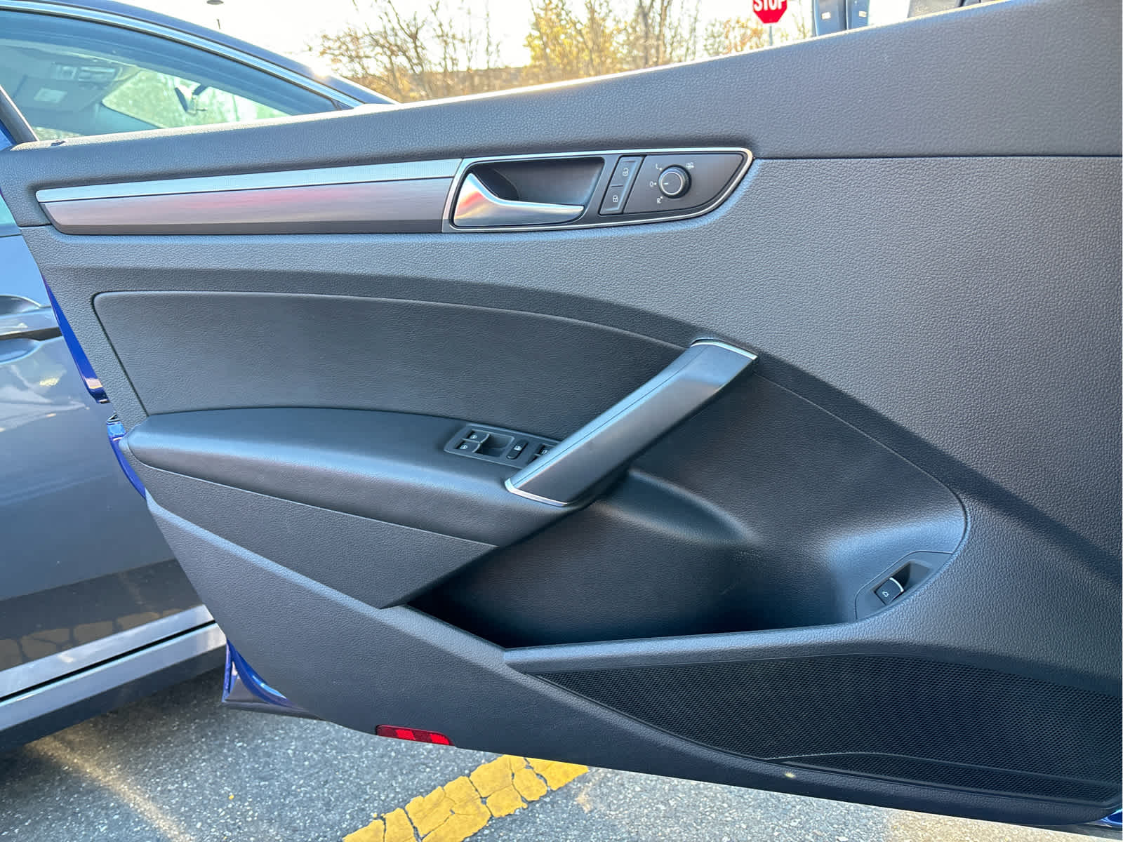 2017 Volkswagen Passat R-Line w/Comfort Pkg