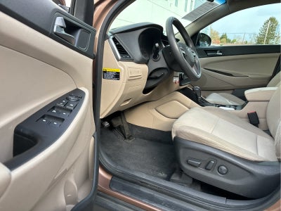 2016 Hyundai TUCSON SE