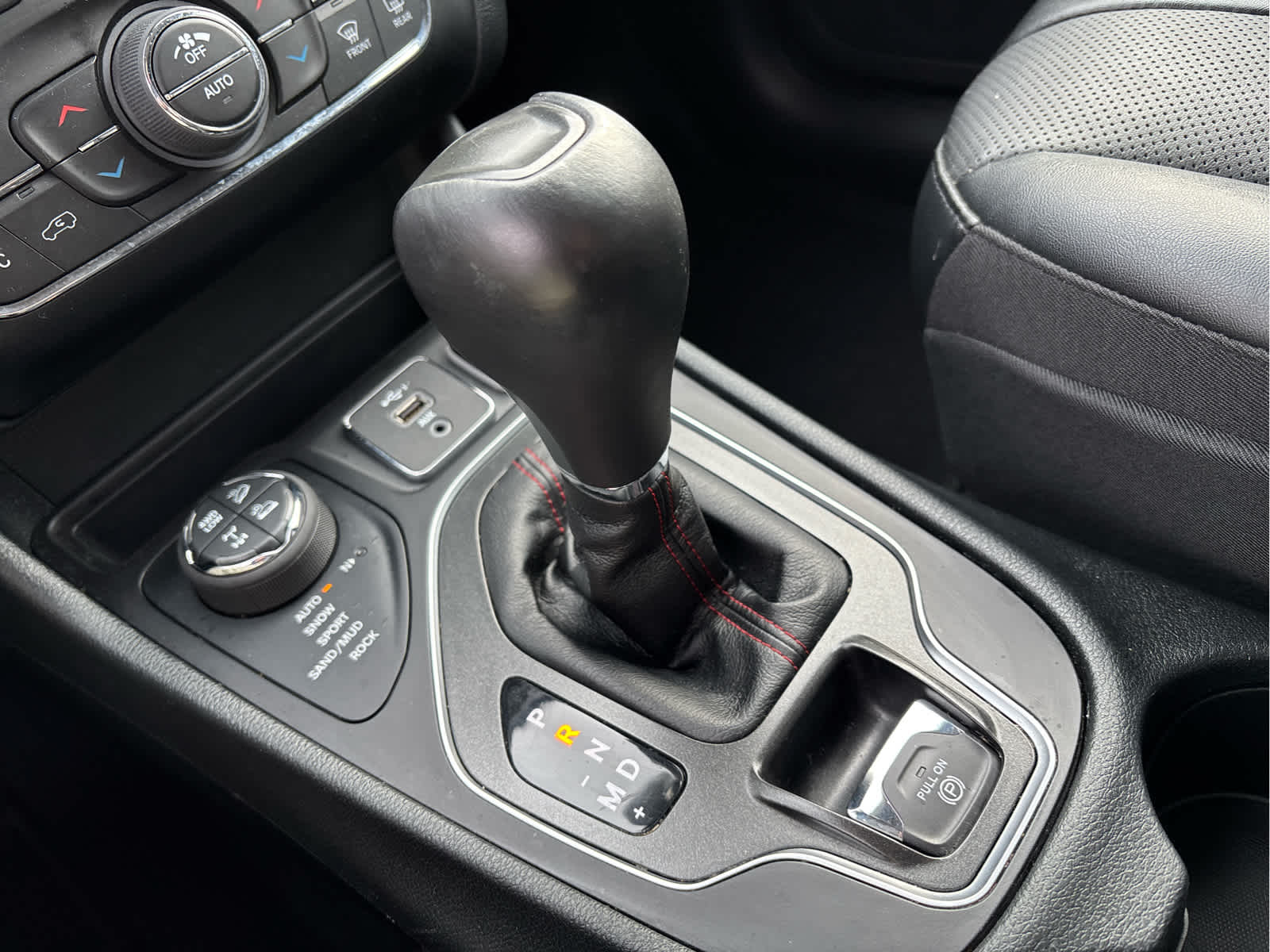 2022 Jeep Cherokee Trailhawk