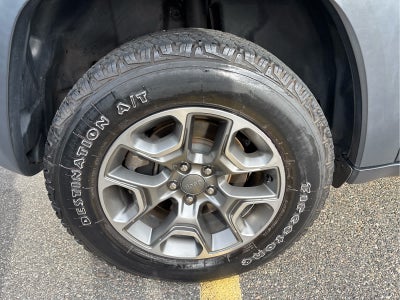 2022 Jeep Cherokee Trailhawk