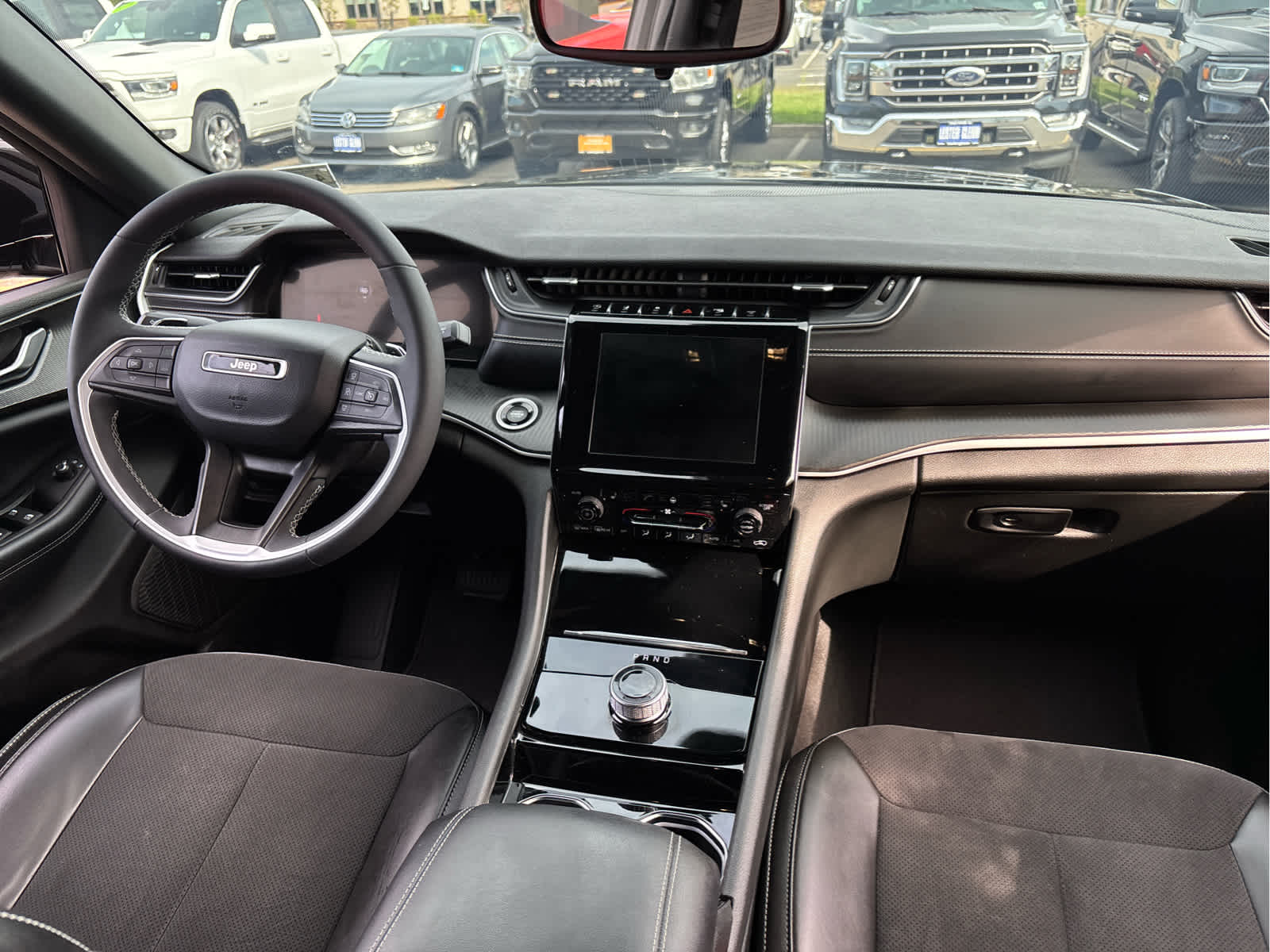 2023 Jeep Grand Cherokee Altitude