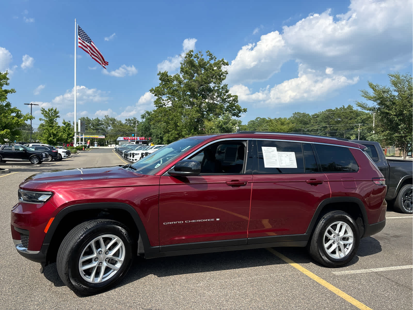 2023 Jeep Grand Cherokee L Laredo
