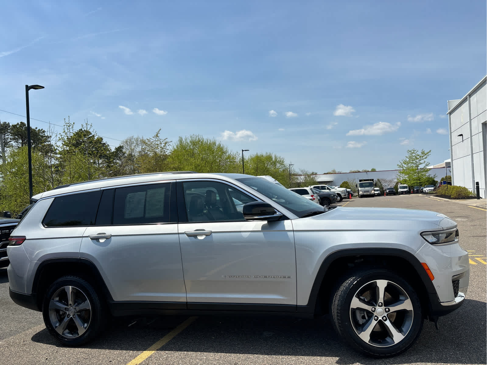 2023 Jeep Grand Cherokee L Limited