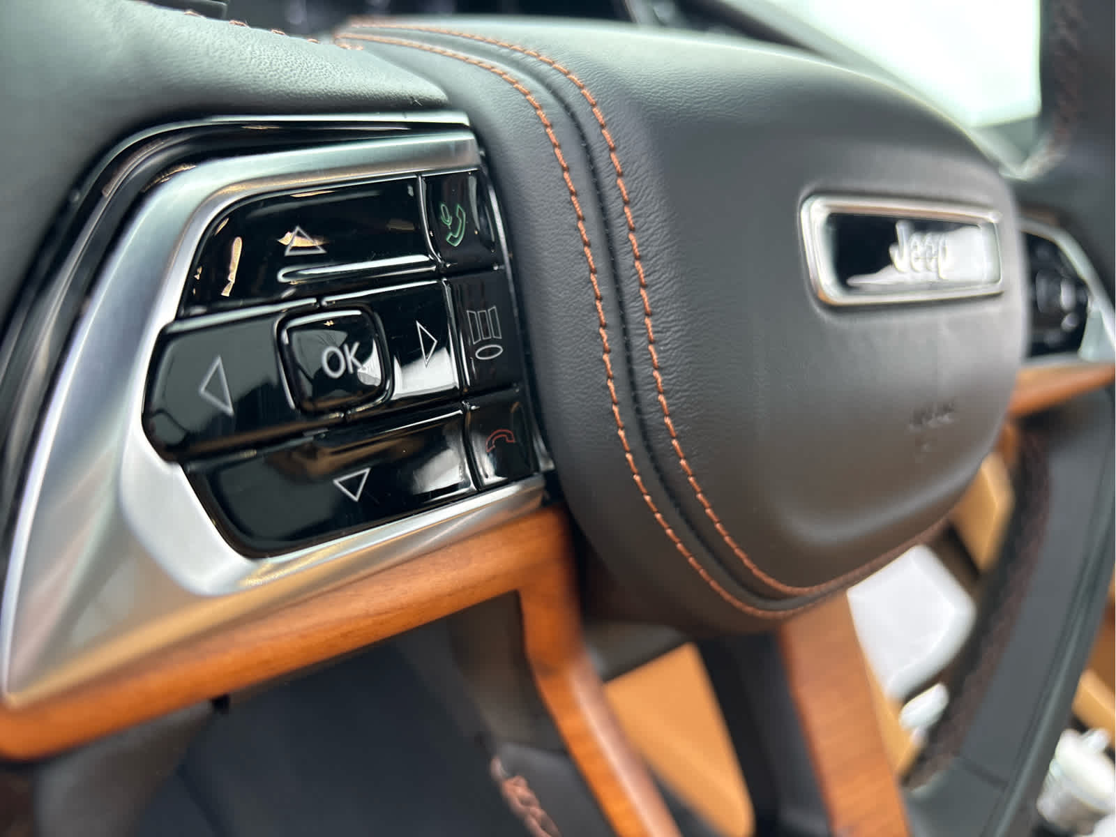 2025 Jeep Grand Cherokee L Summit Reserve