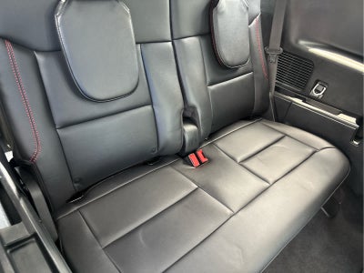 2024 Ford Explorer ST-Line