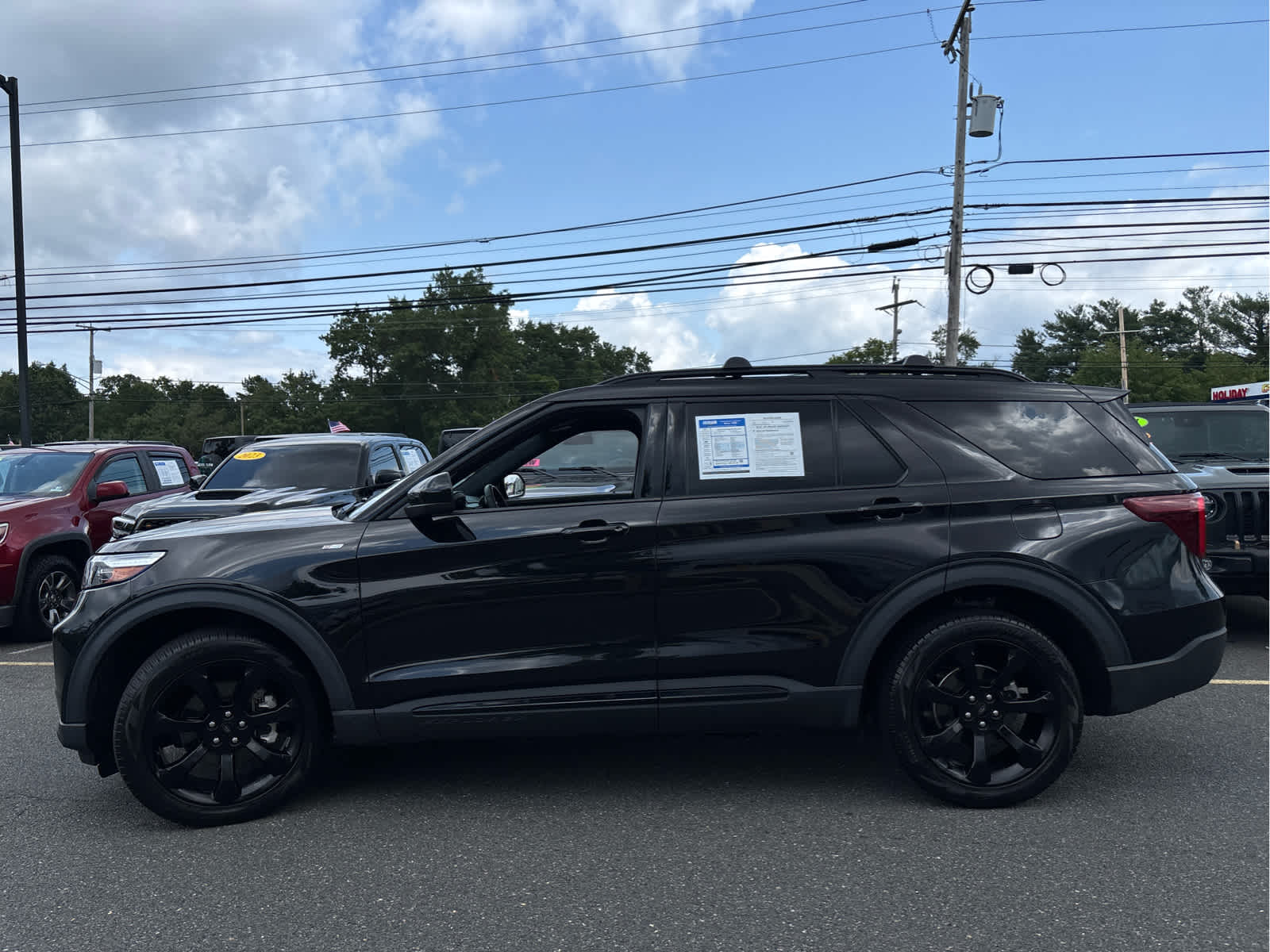 2024 Ford Explorer ST-Line