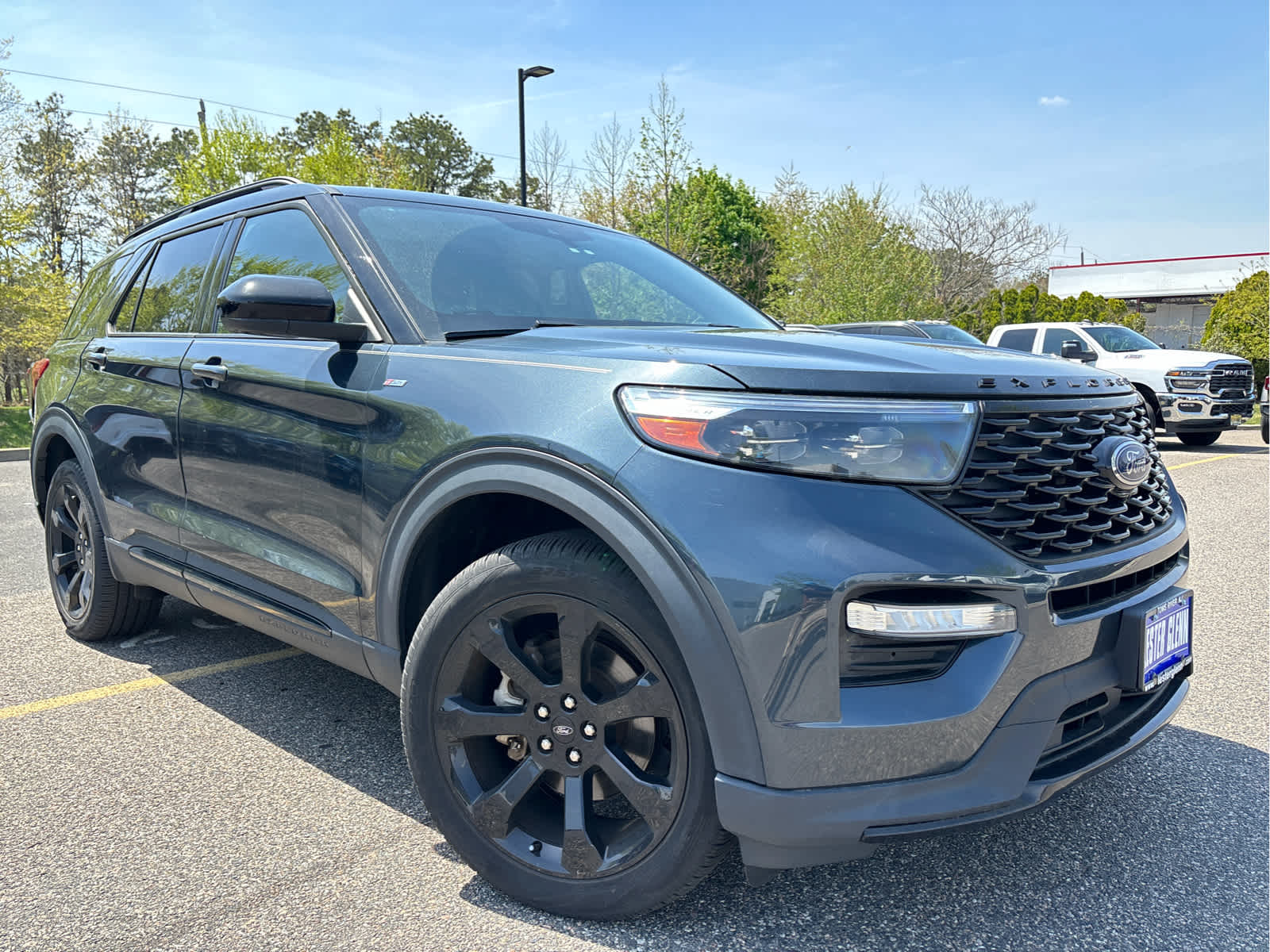 2023 Ford Explorer ST-Line