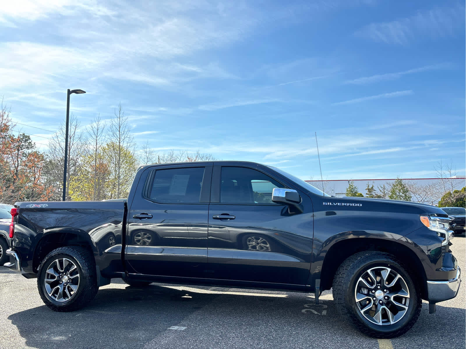 2023 Chevrolet Silverado 1500 LT
