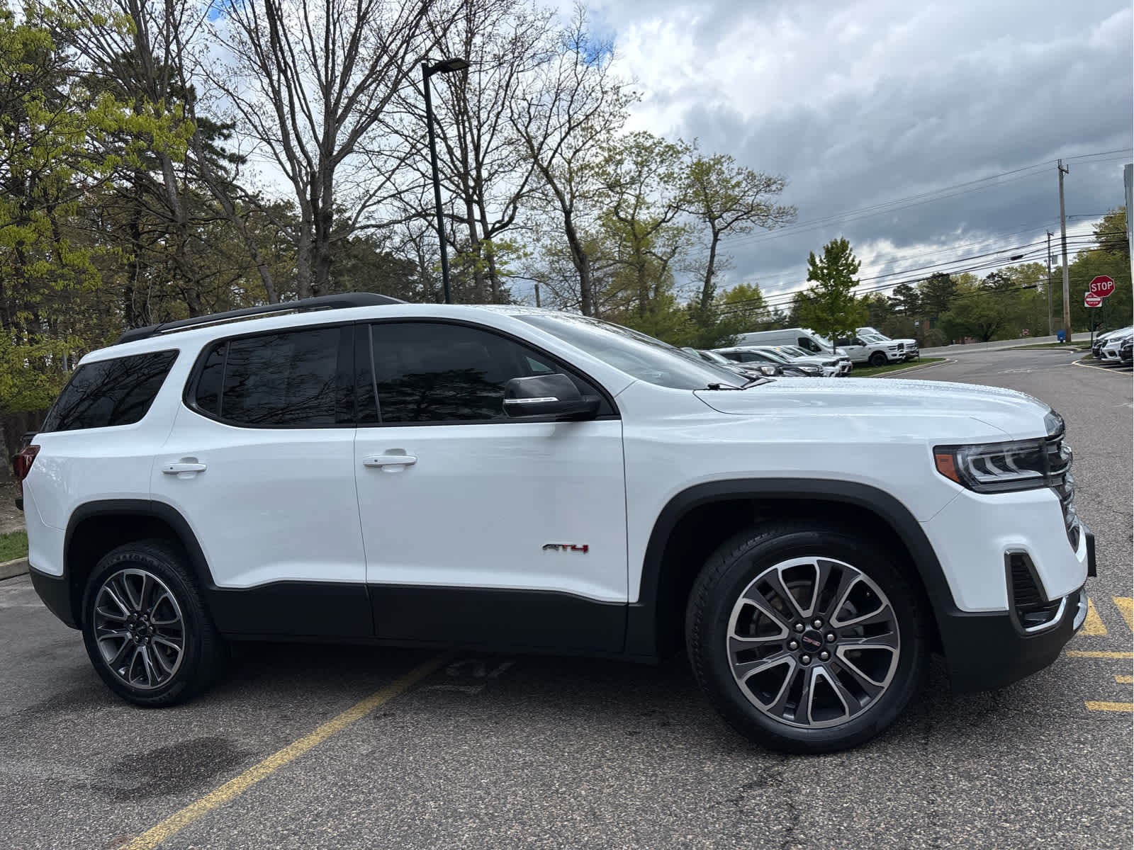 2020 GMC Acadia AT4