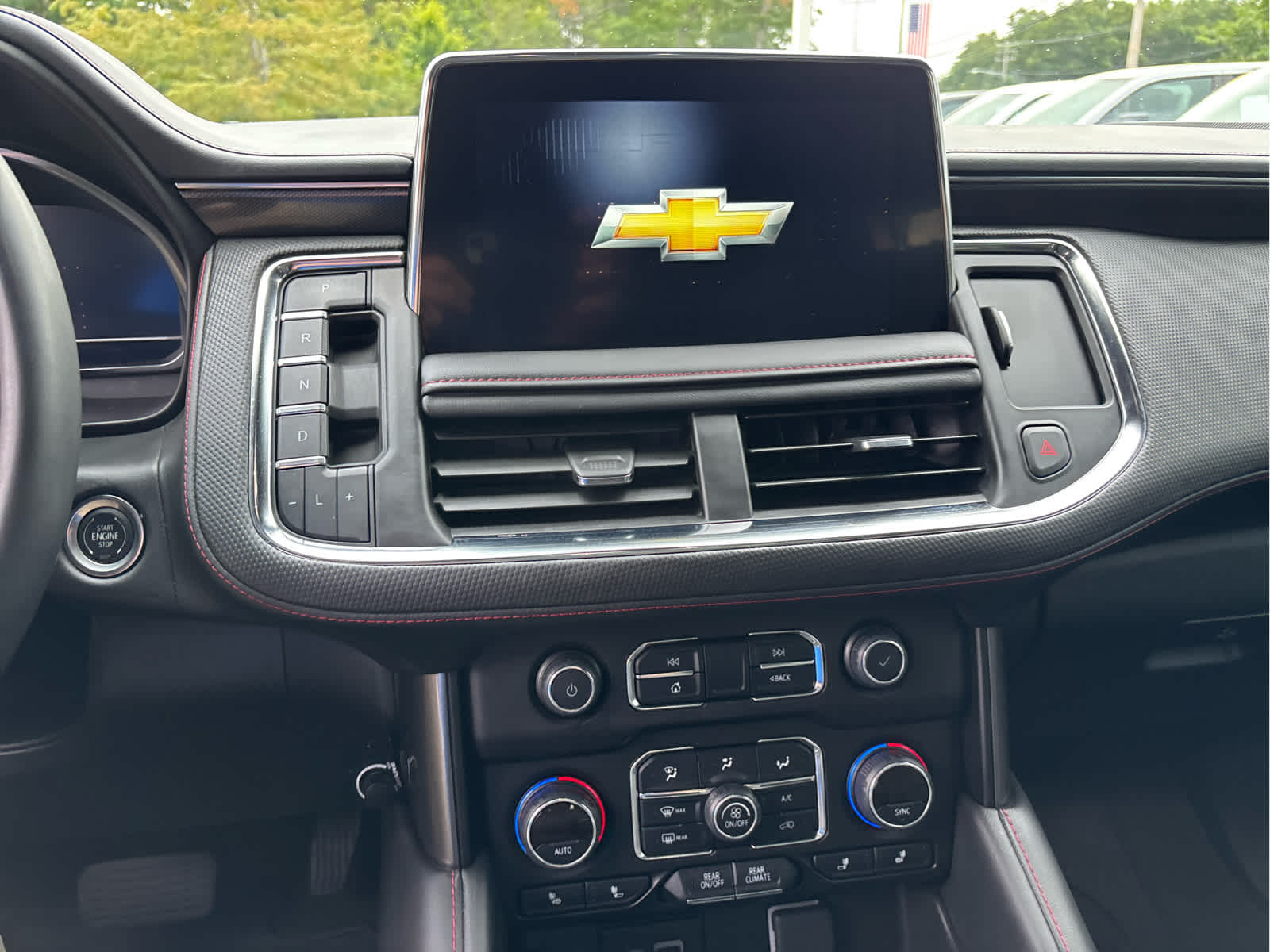2024 Chevrolet Suburban RST