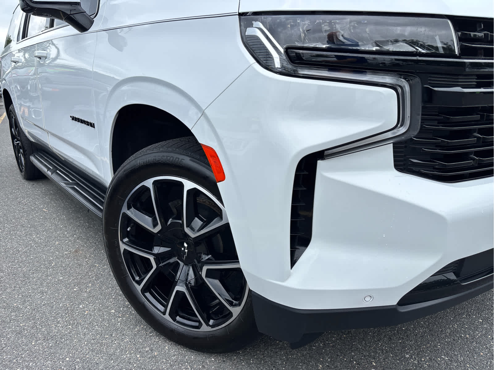 2024 Chevrolet Suburban RST