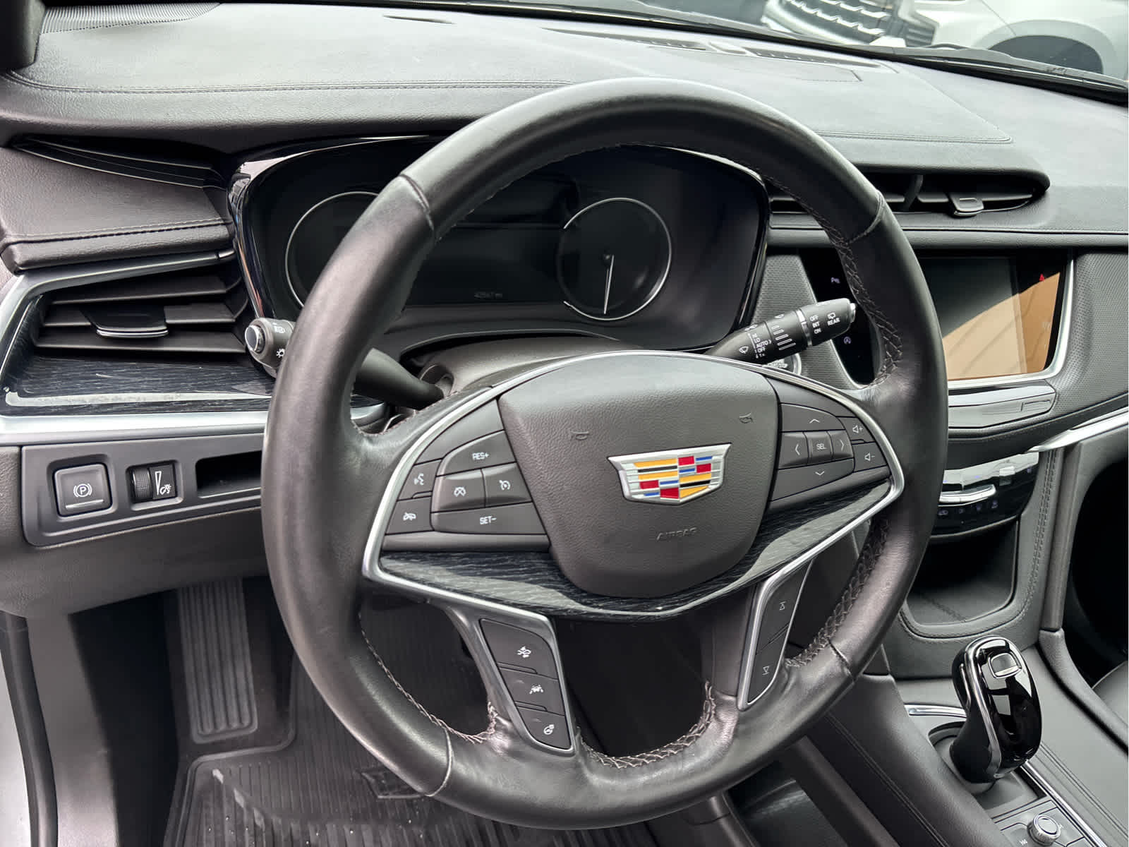 2024 Cadillac XT5 FWD Premium Luxury