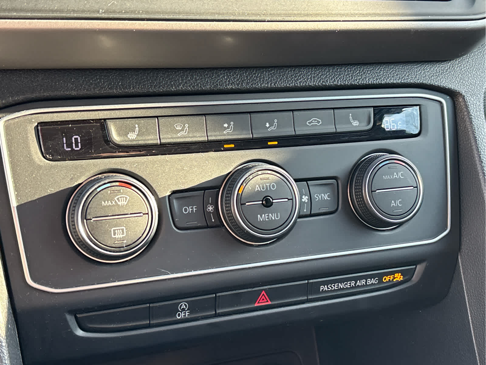 2020 Volkswagen Atlas Cross Sport 3.6L V6 SE w/Technology