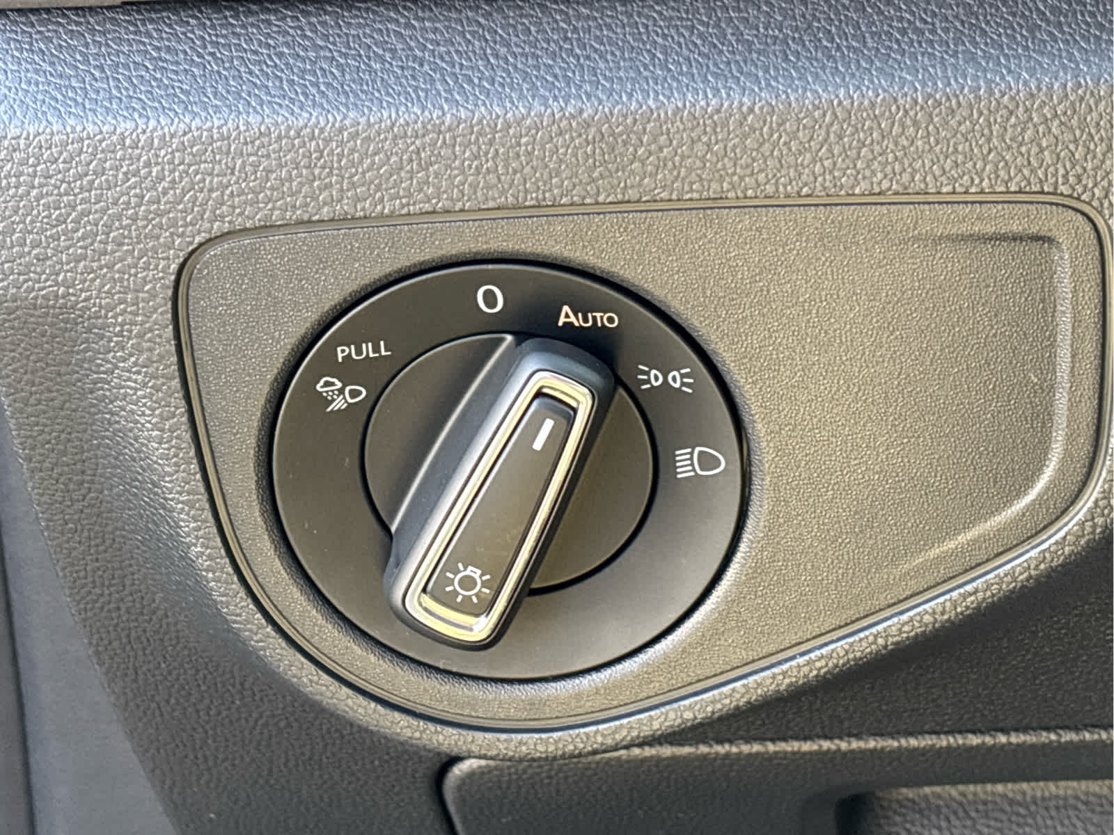 2020 Volkswagen Atlas Cross Sport 3.6L V6 SE w/Technology