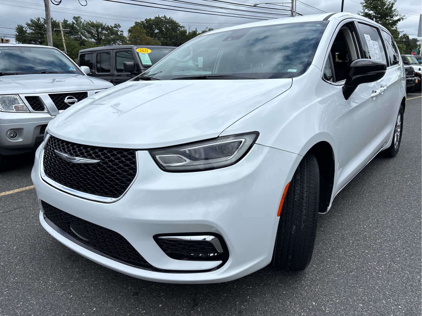 2024 Chrysler Pacifica Touring L