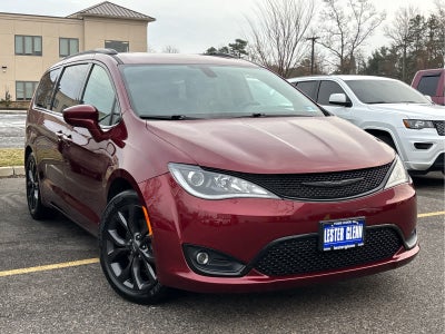 2020 Chrysler Pacifica Touring L