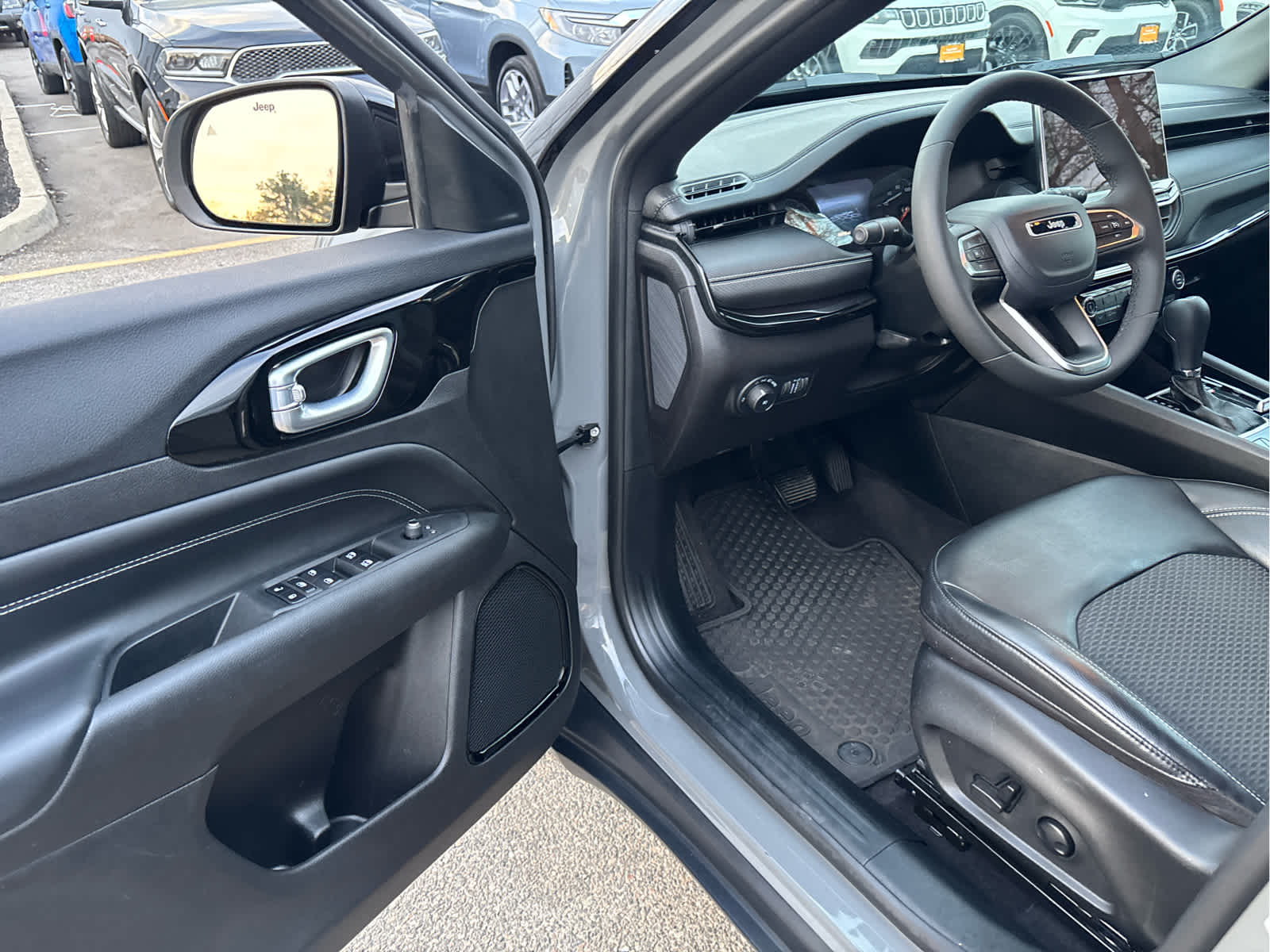 2023 Jeep Compass Altitude