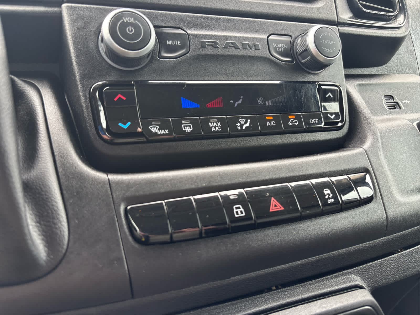 2025 RAM ProMaster Tradesman