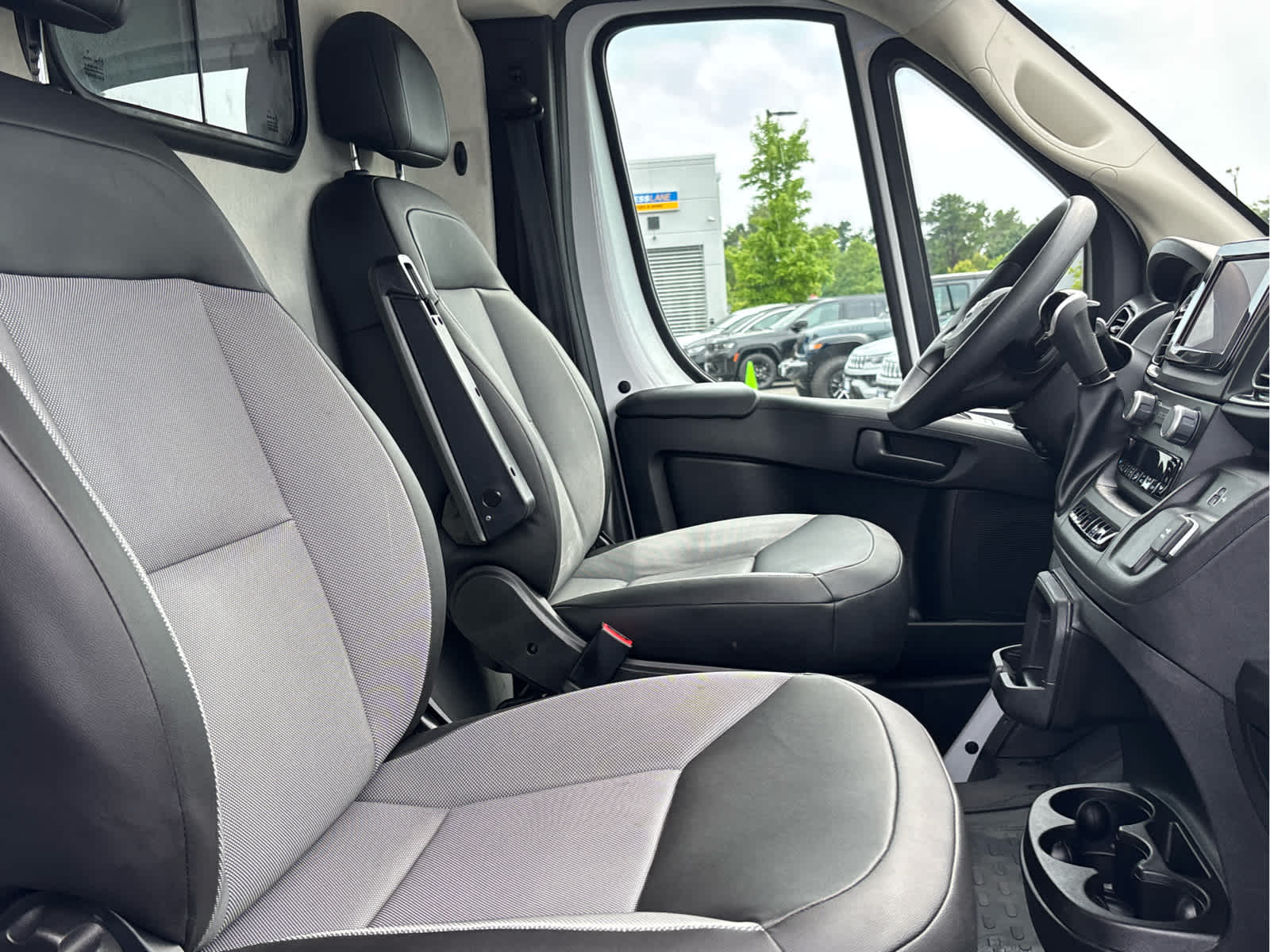 2025 RAM ProMaster Tradesman