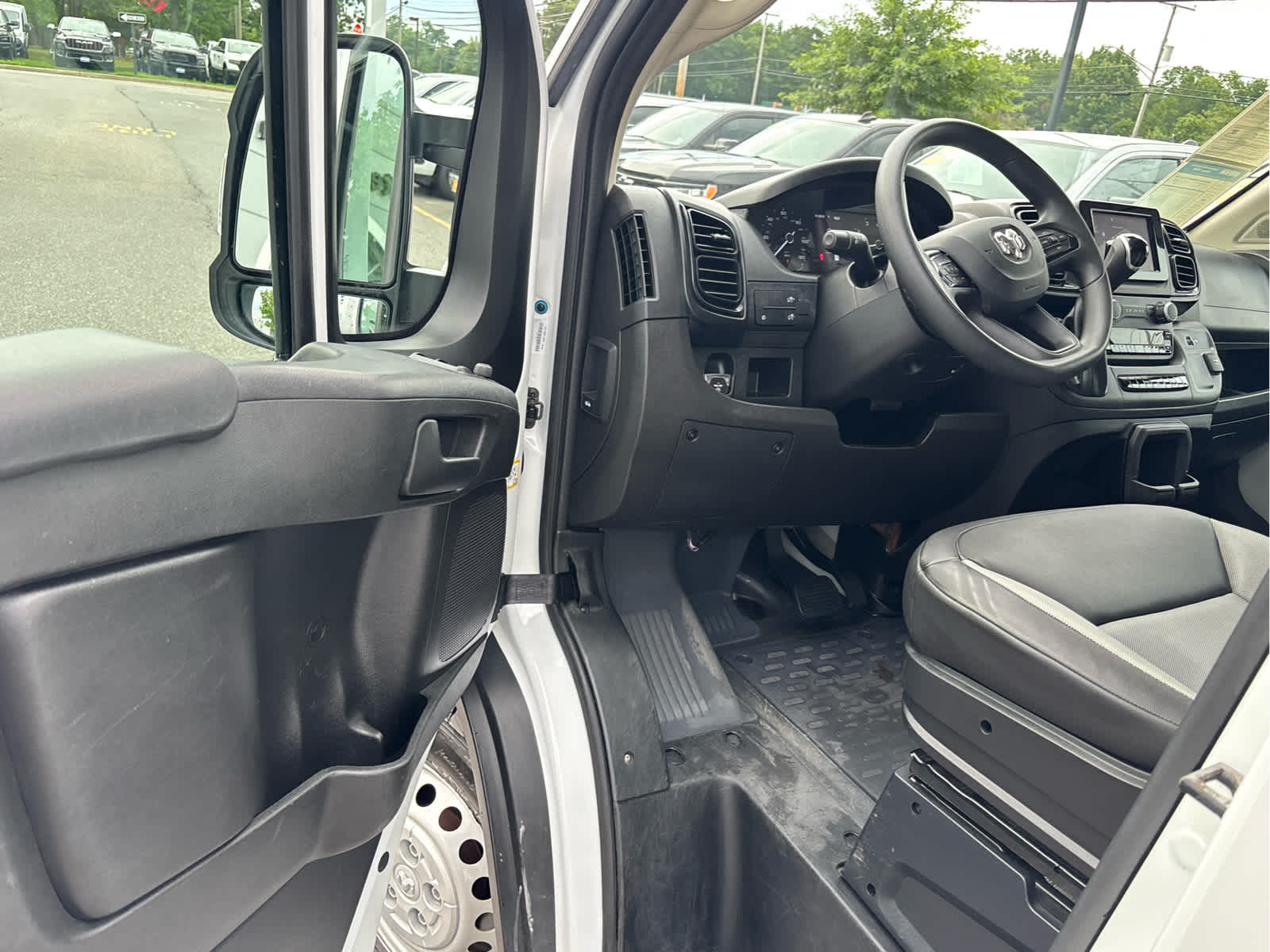 2025 RAM ProMaster Tradesman