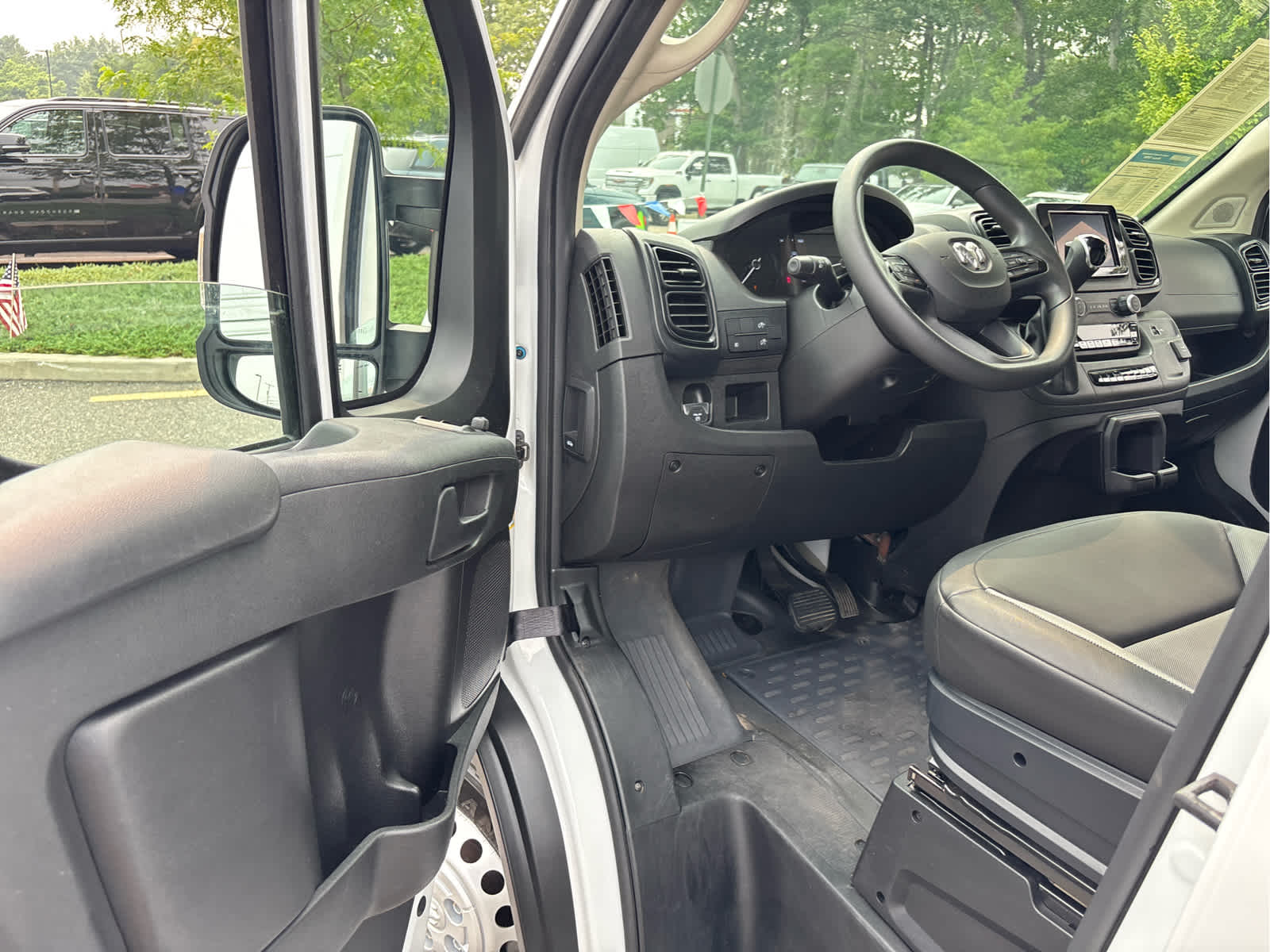 2025 RAM ProMaster Cargo Van Tradesman