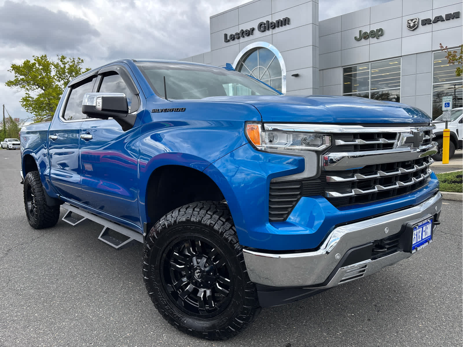 2024 Chevrolet Silverado 1500 LTZ