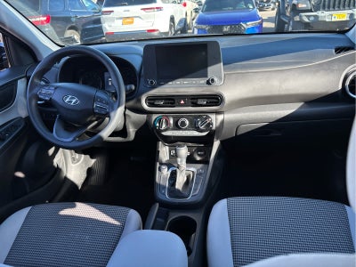 2022 Hyundai KONA SE
