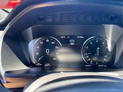 2017 Volvo XC90 Momentum