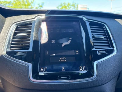 2017 Volvo XC90 Momentum