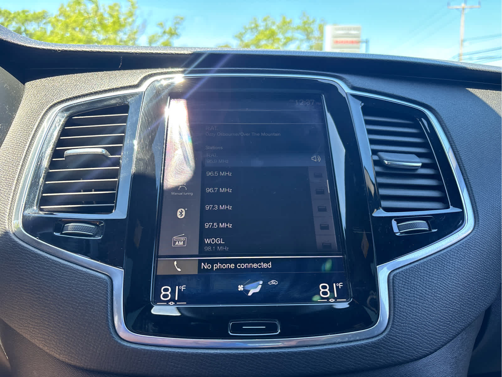 2017 Volvo XC90 Momentum