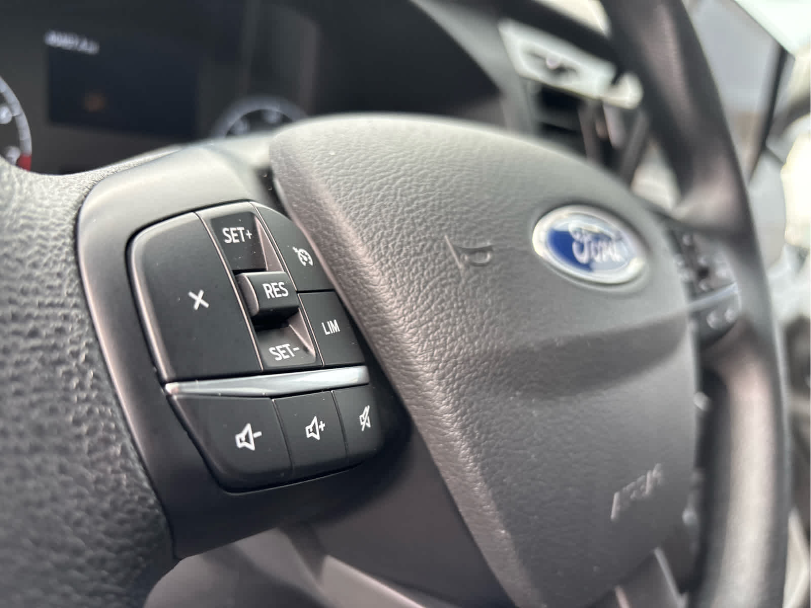 2024 Ford Transit Passenger Wagon XLT