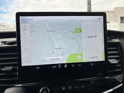 2024 Ford Transit Passenger Wagon XLT