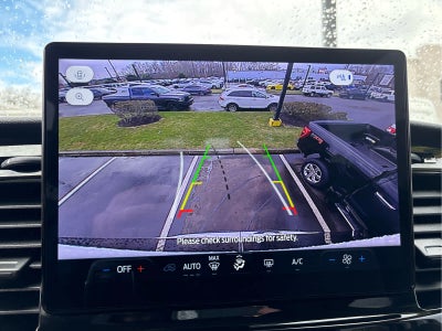 2024 Ford Transit Passenger Wagon XLT