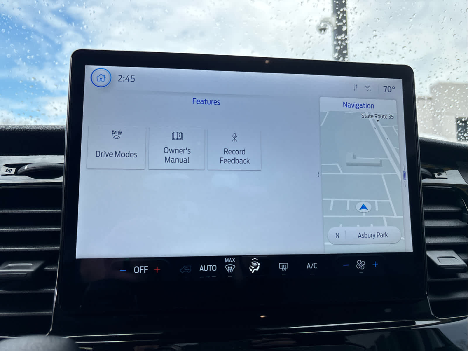 2024 Ford Transit Passenger Wagon XLT