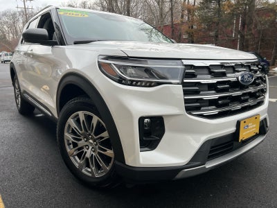 2025 Ford Explorer Active