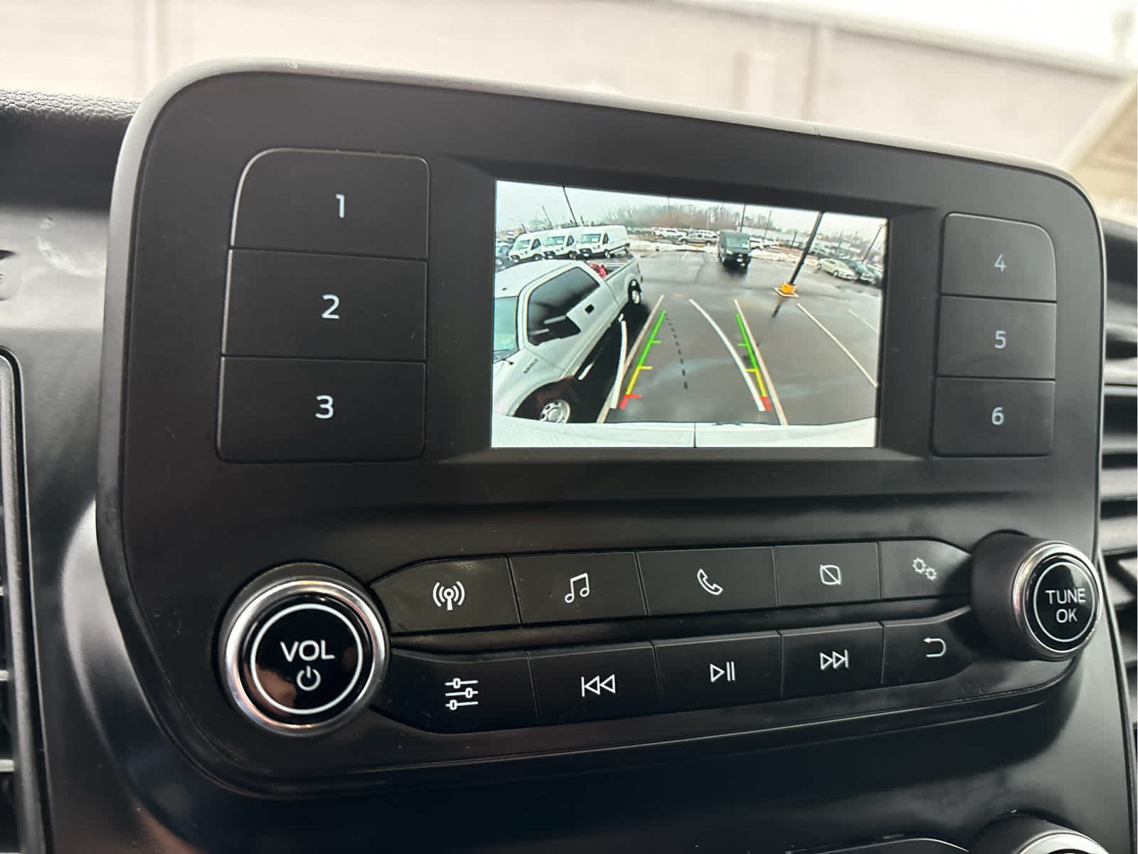 2024 Ford Transit T-250 148" Med Rf 9070 GVWR RWD