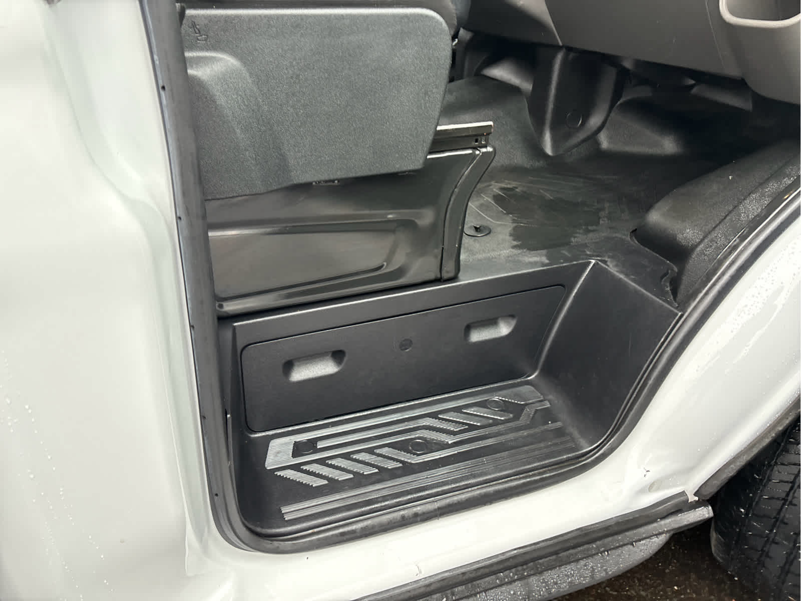 2024 Ford Transit T-250 148" Med Rf 9070 GVWR RWD