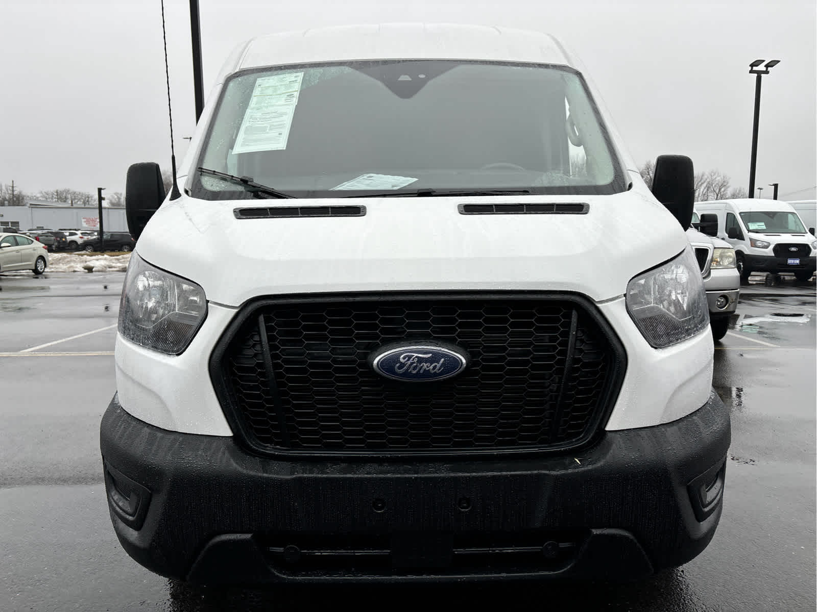 2024 Ford Transit T-250 148" Med Rf 9070 GVWR RWD