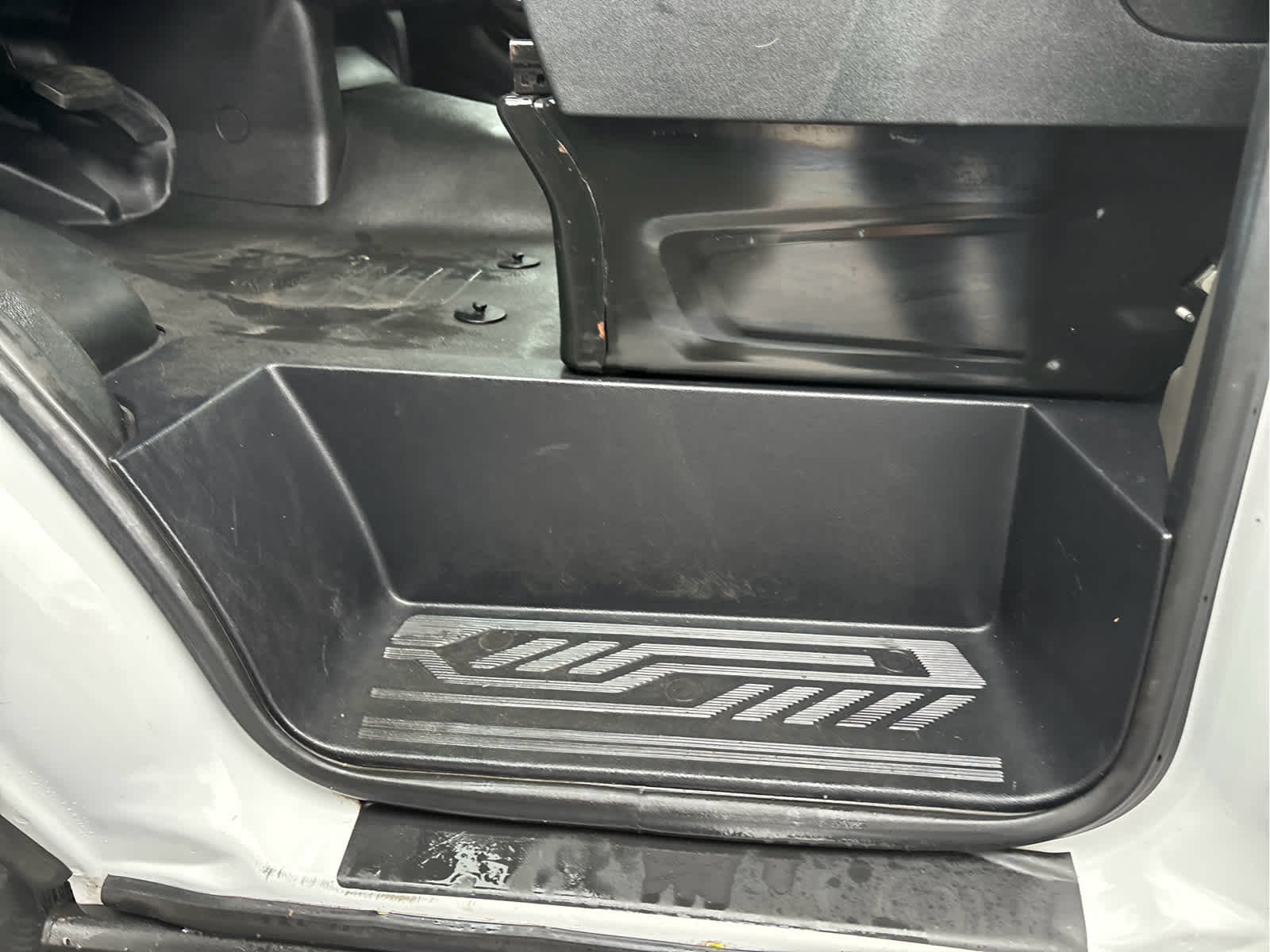 2024 Ford Transit T-250 148" Med Rf 9070 GVWR RWD