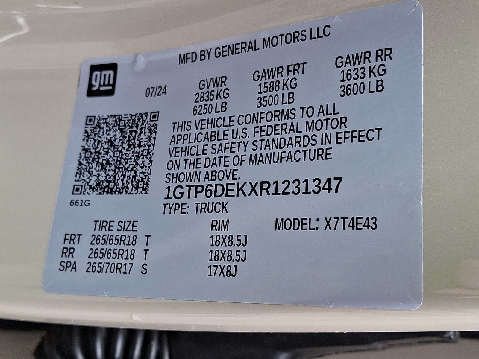 2024 GMC Canyon 4WD AT4