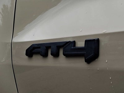 2024 GMC Canyon 4WD AT4