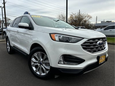 2022 Ford Edge Titanium