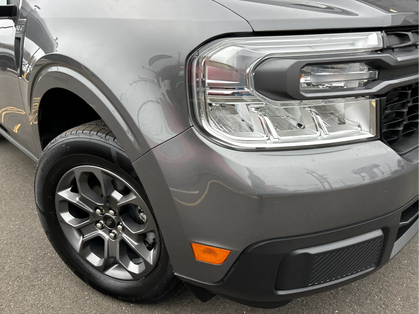 2023 Ford Maverick XLT