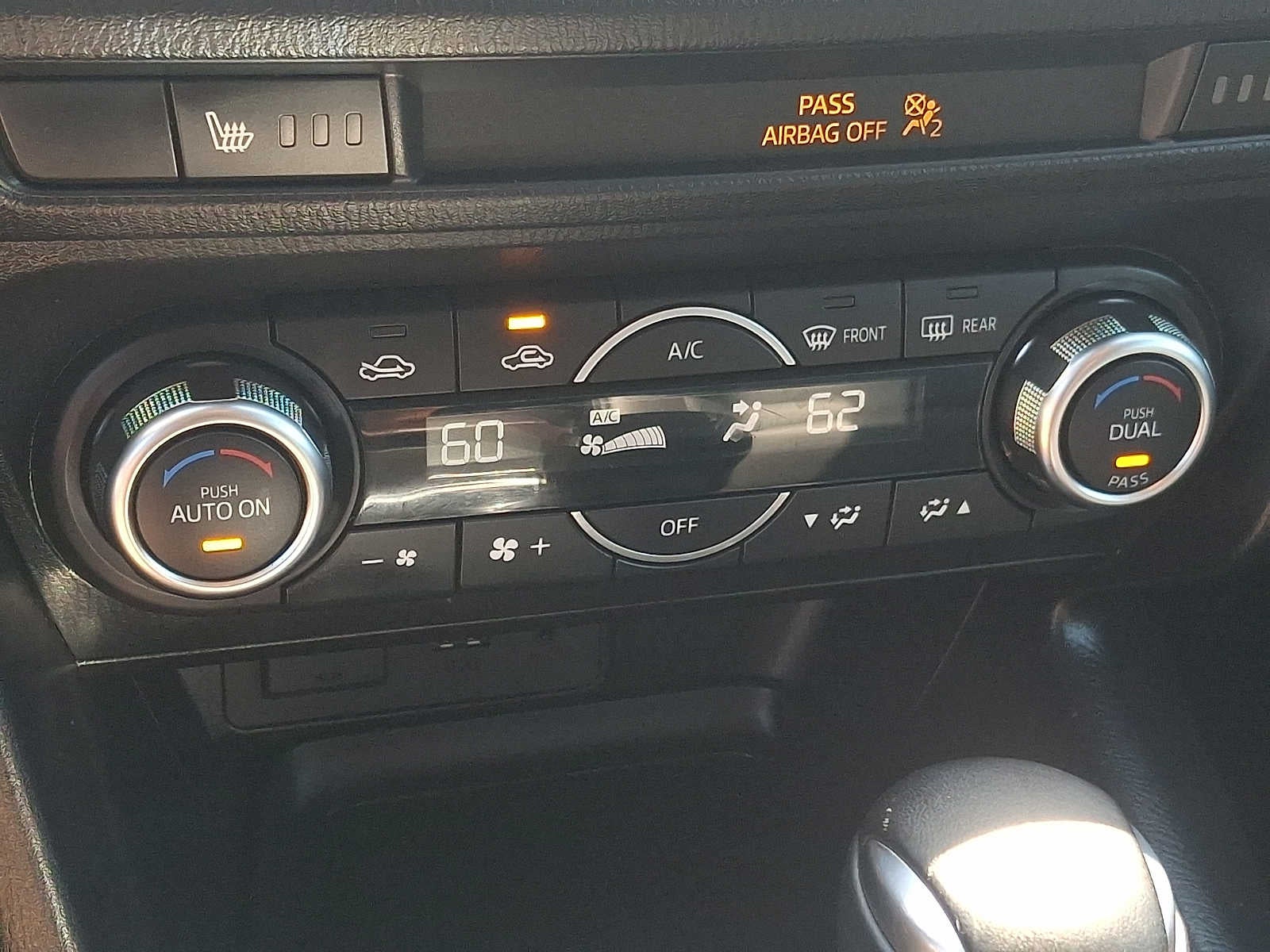 2018 Mazda Mazda3 5-Door Touring