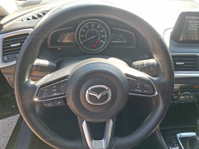 2018 Mazda Mazda3 5-Door Touring