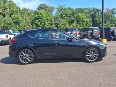 2018 Mazda Mazda3 5-Door Touring