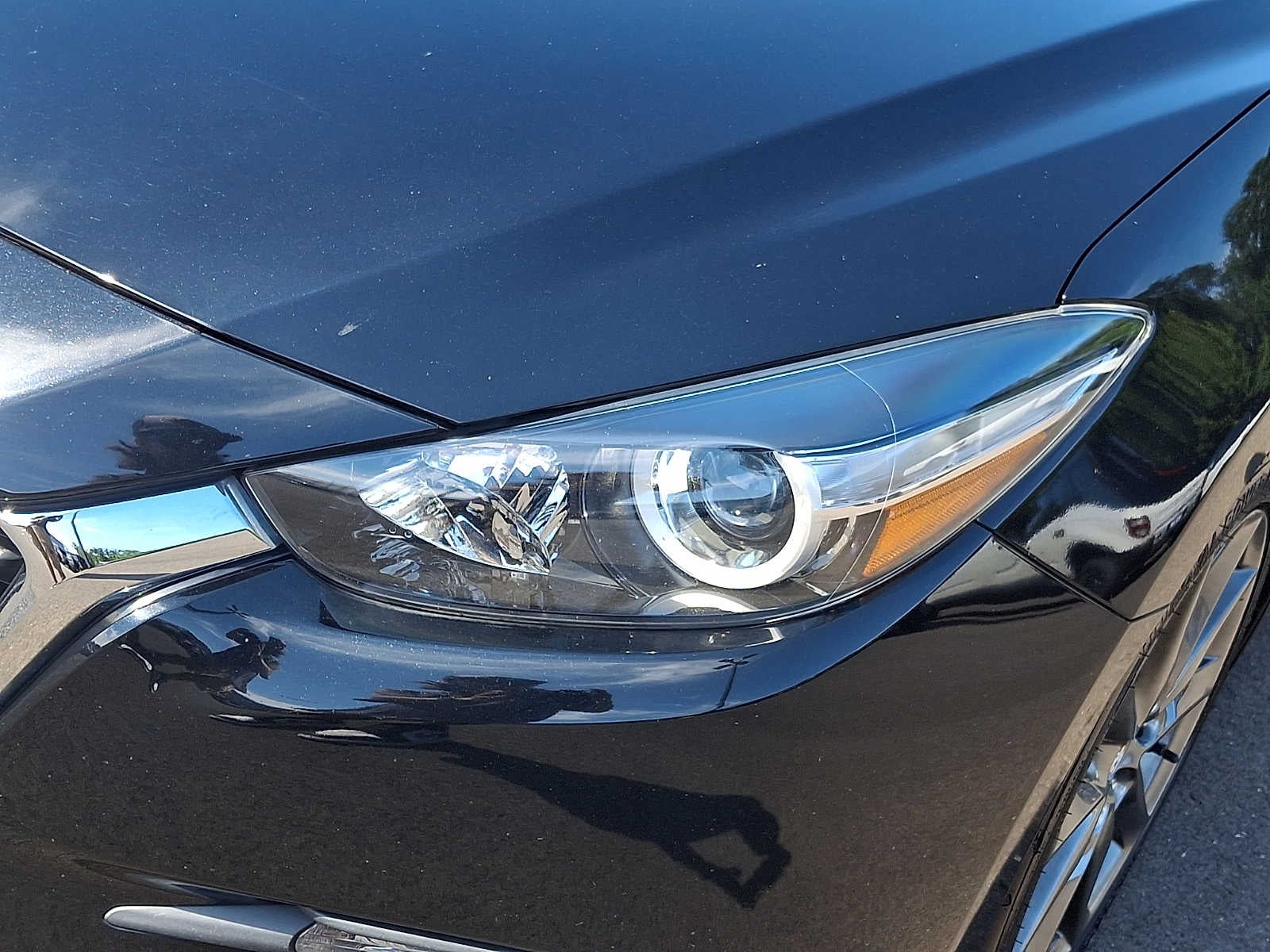 2018 Mazda Mazda3 5-Door Touring