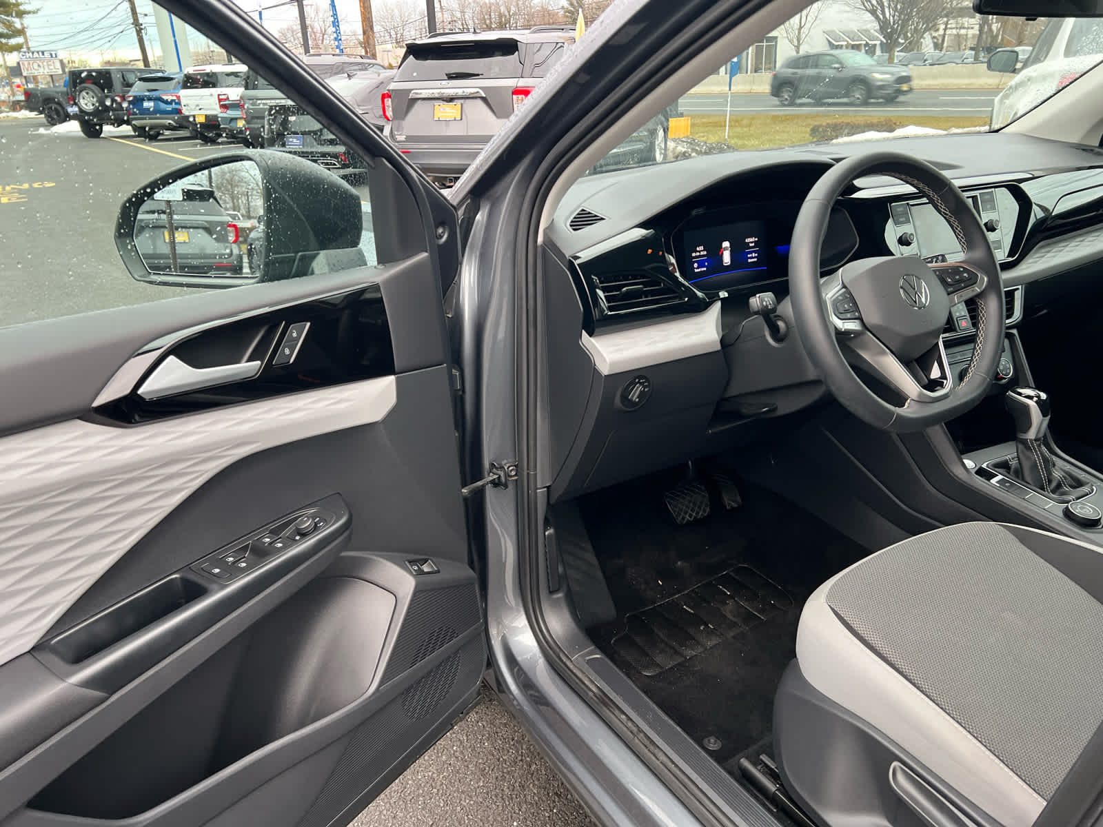 2022 Volkswagen Taos S